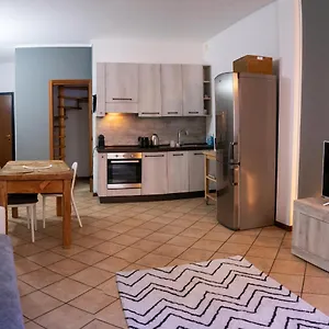  Appartamento La Casa Di Ale Italia